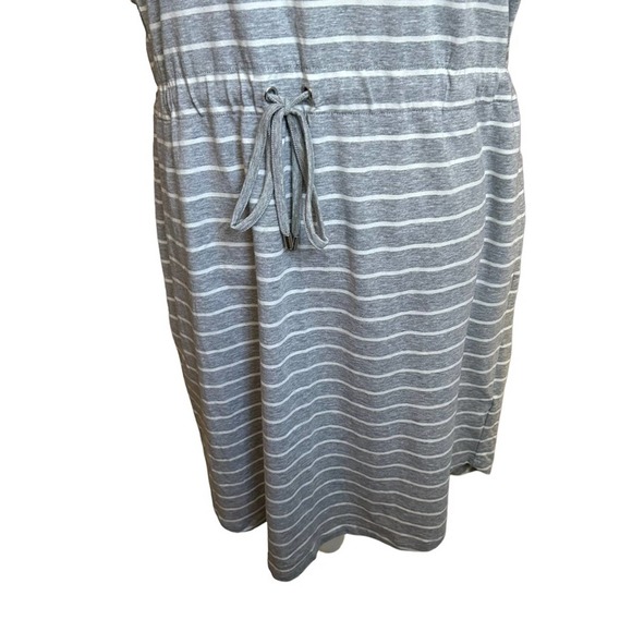 Rafaella - Short Sleeve Drawstring Waist Dress, Gray and white, size XL - Picture 4 of 11